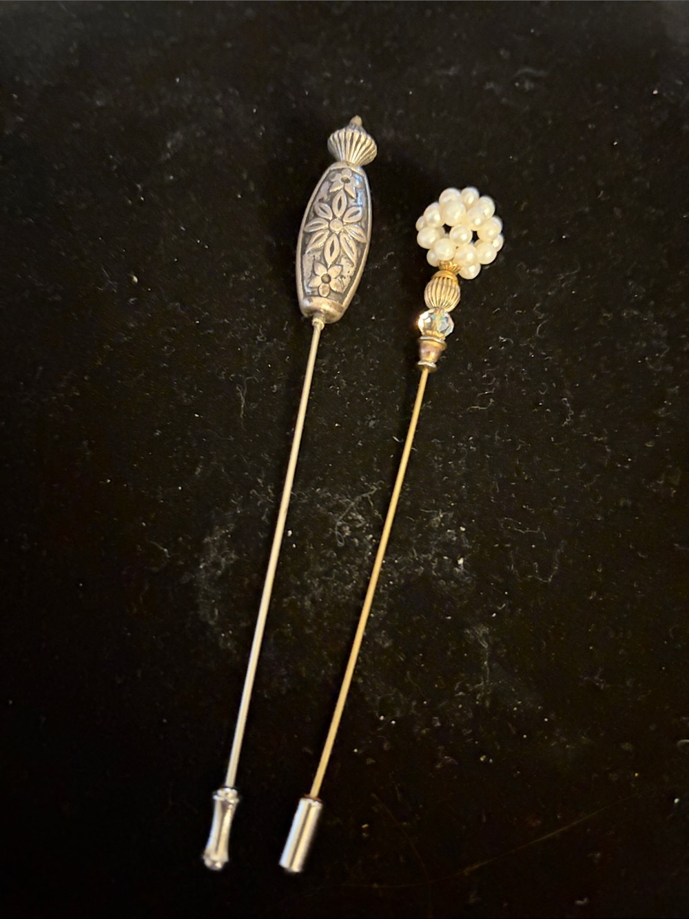 🧷👒Two Vintage Hat Pins One Gold Tone W/Pearls 4.5” & Floral Silver 5”